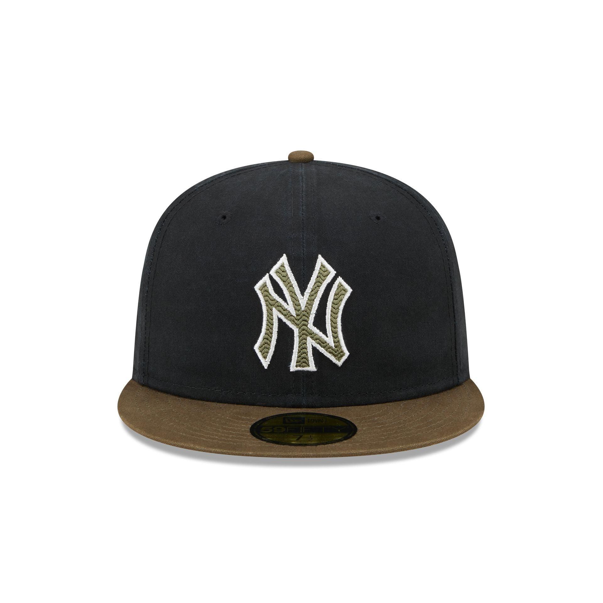 New York Yankees Quilted Logo 59FIFTY Fitted Hat Male Product Image