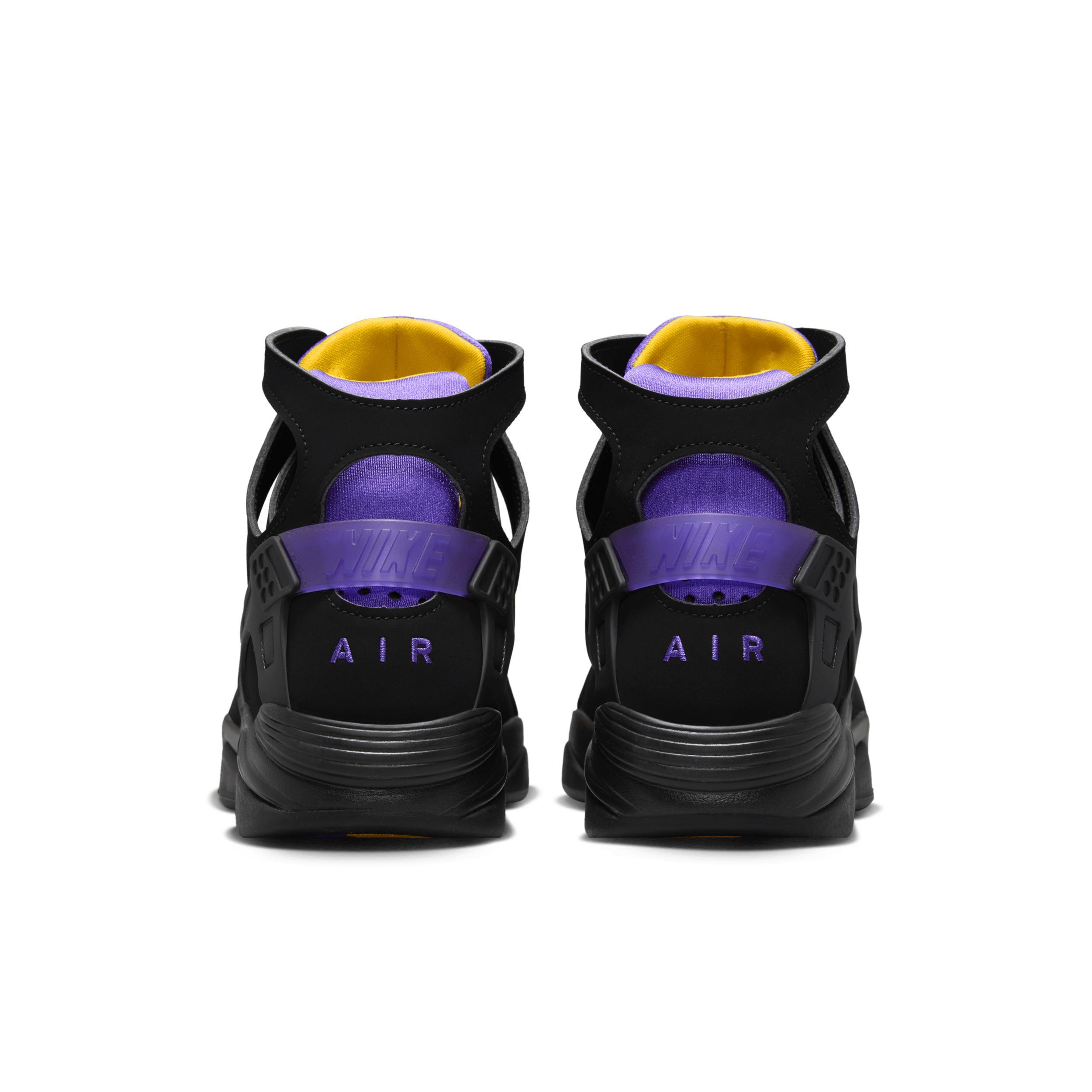 Nike Men's Air Flight Huarache Shoes Product Image