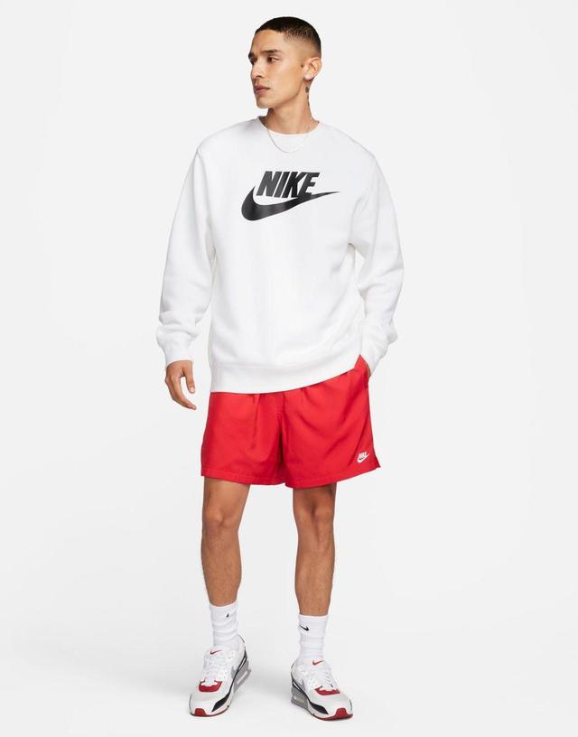 Nike Club shorts in red Product Image