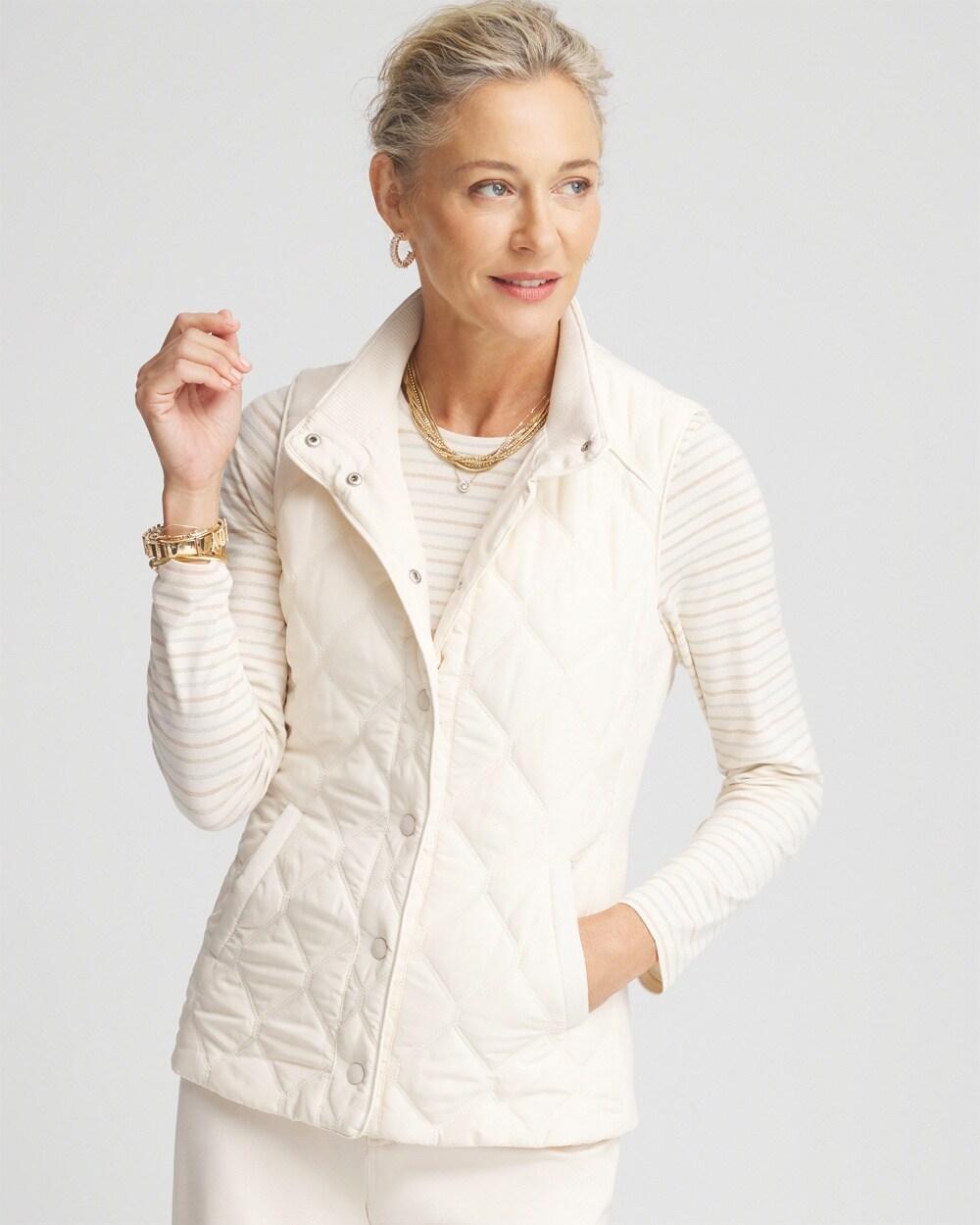 Women's Rib Trim Quilted Vest Product Image