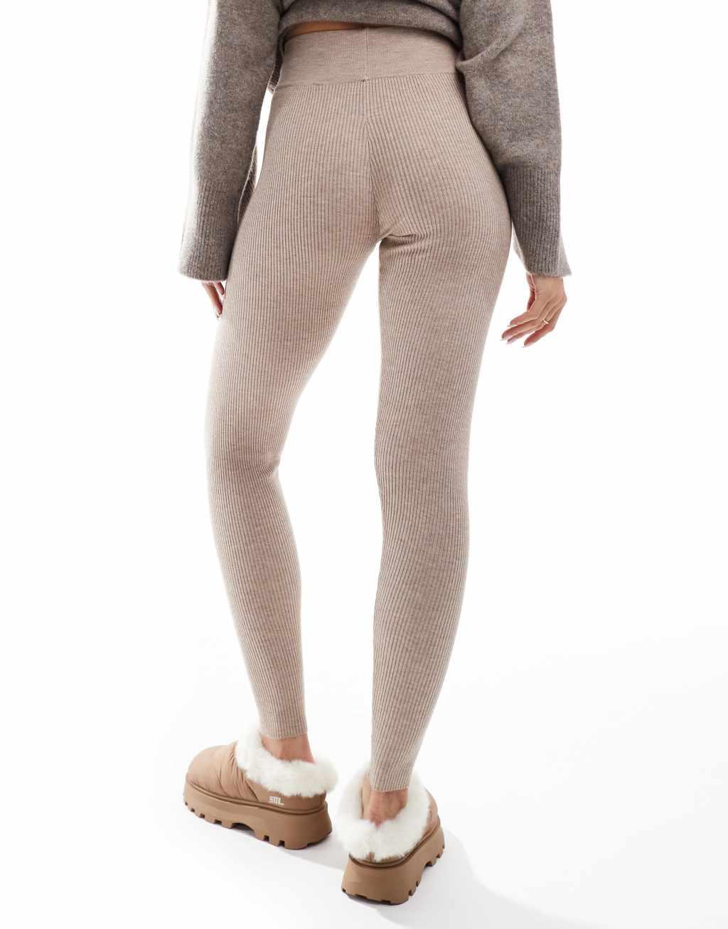 Miss Selfridge ribbed knit cozy leggings in oatmeal Product Image