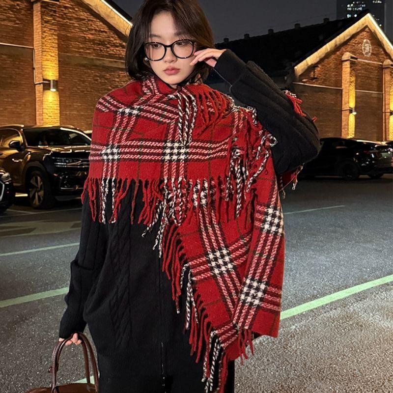 Plaid Fringed Trim Scarf product image