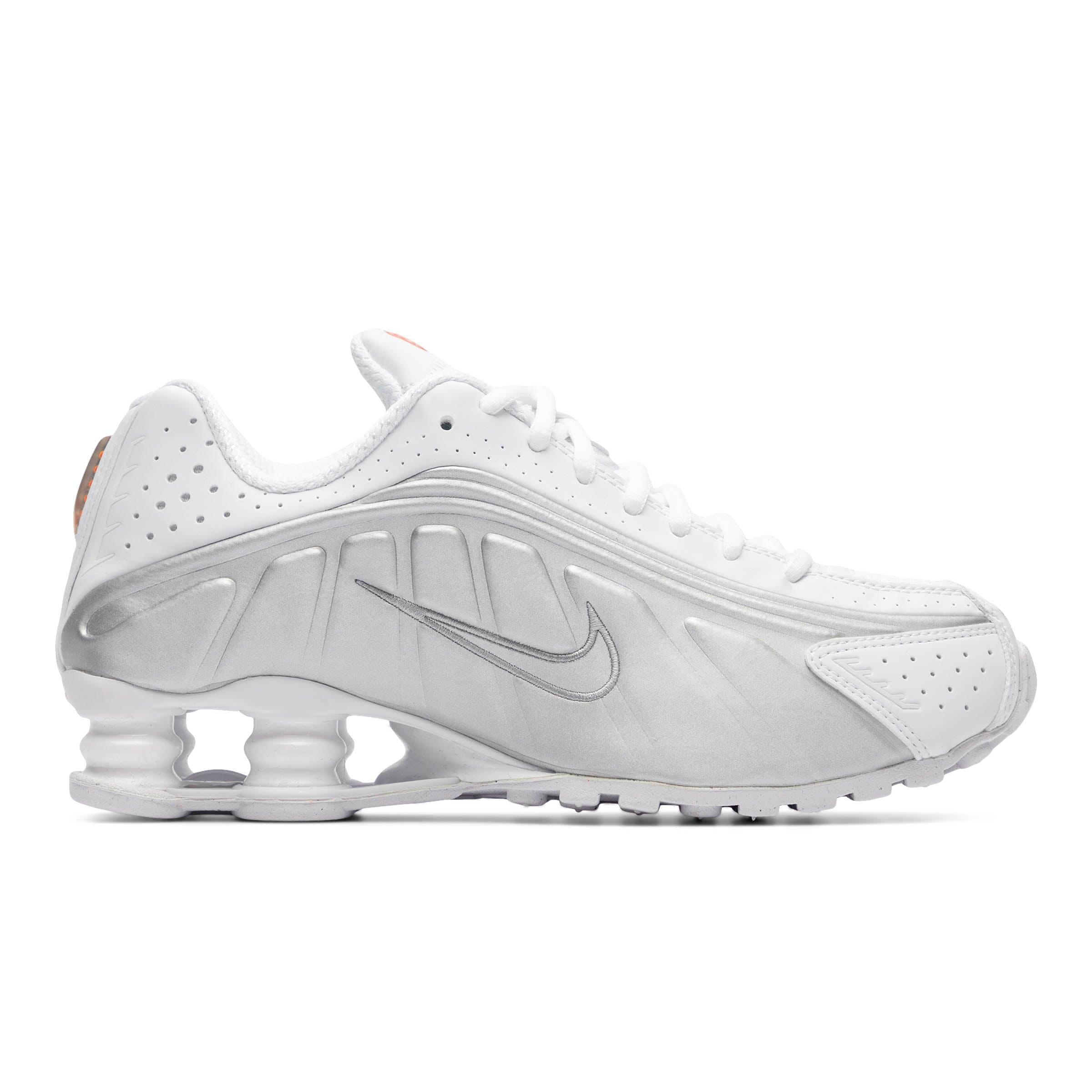 WOMEN'S SHOX R4 Female Product Image