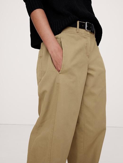 Mid-Rise Barrel-Leg Utility Pant Product Image