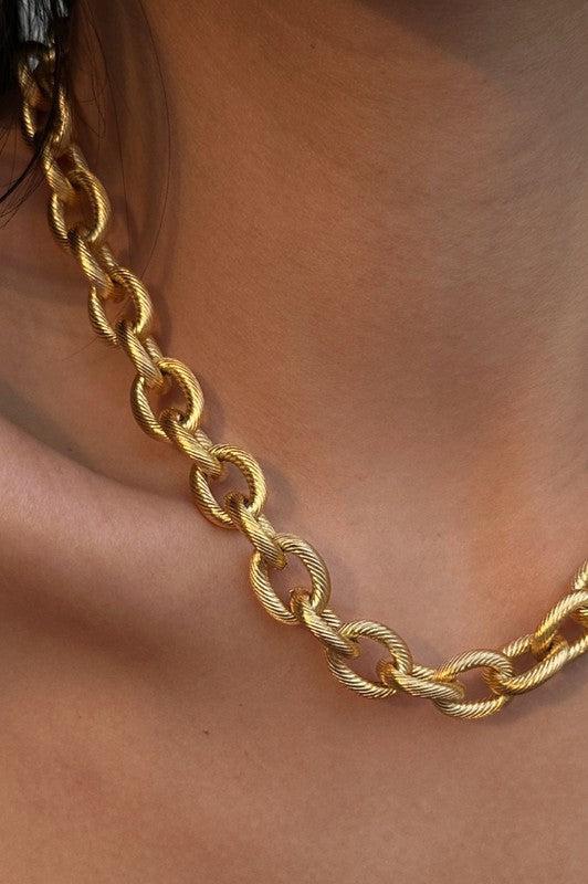 Chunky Chain Necklace Product Image