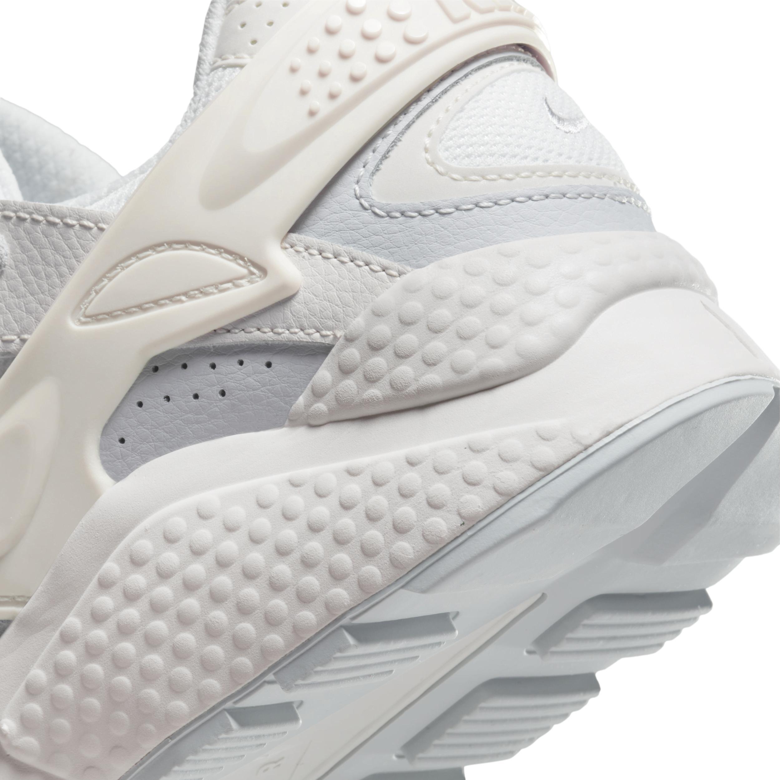 Nike Men's Air Huarache Runner Shoes Product Image