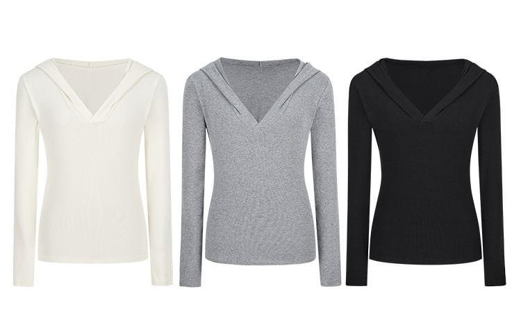 Long-Sleeve V-Neck Plain Top Product Image