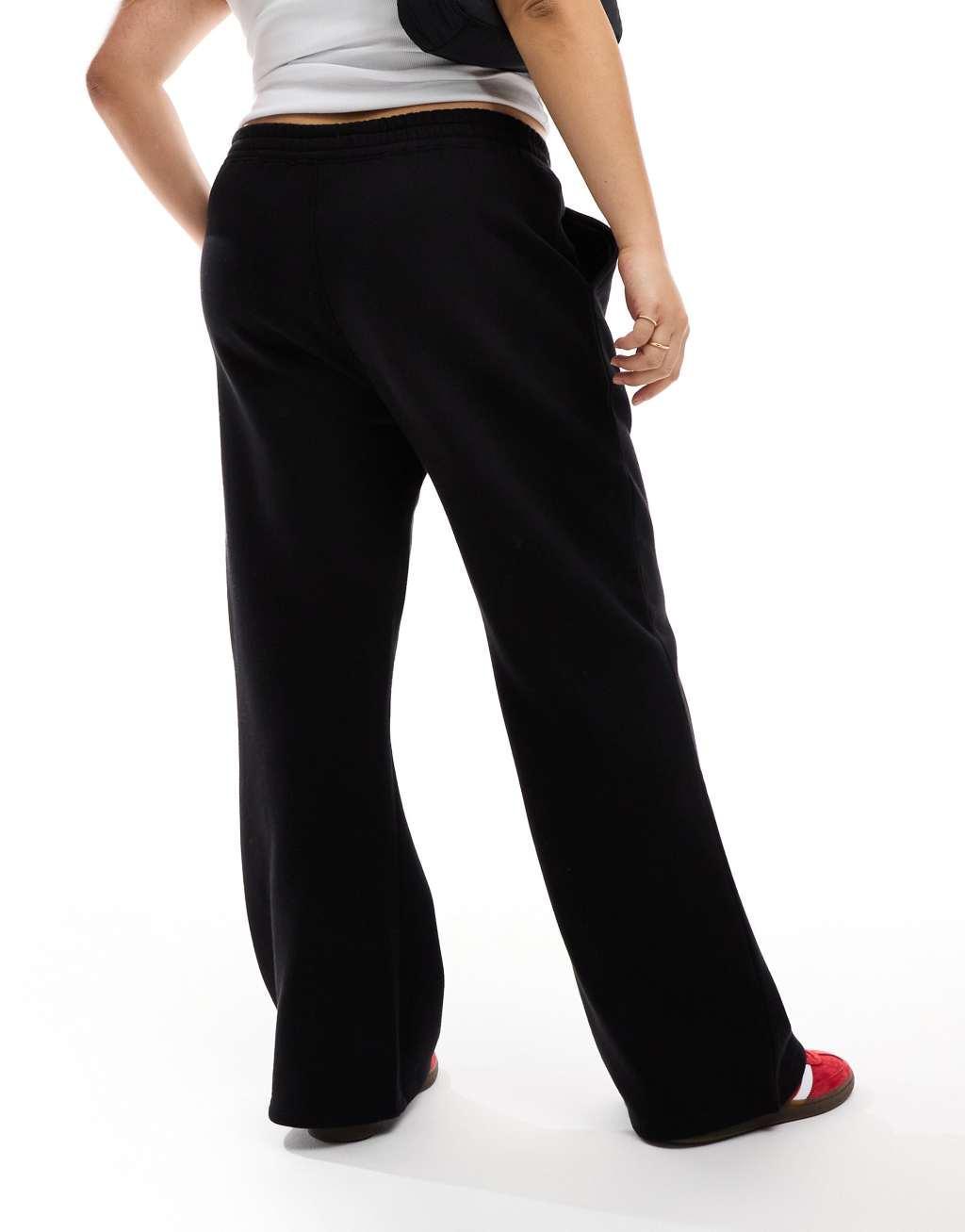 Kaiia Plus wide leg sweatpants in black Product Image