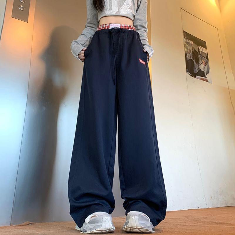 Mid Rise Plaid Trim Wide Leg Pants Product Image