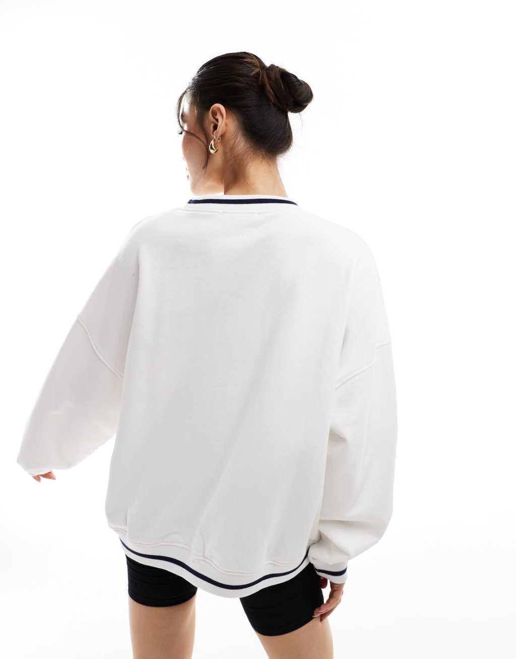 Kaiia Hamptons logo contrast edge sweatshirt in white Product Image