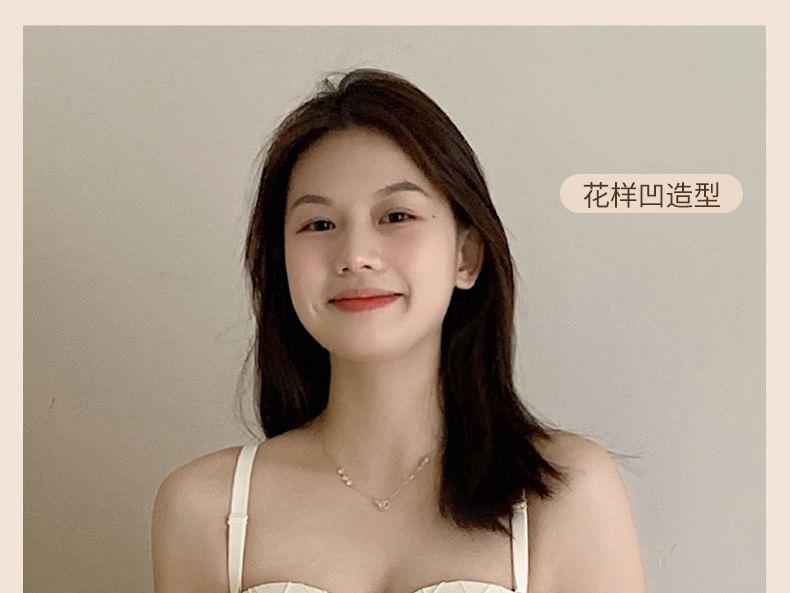 Plain Ruffled Wireless Lace Bra Product Image