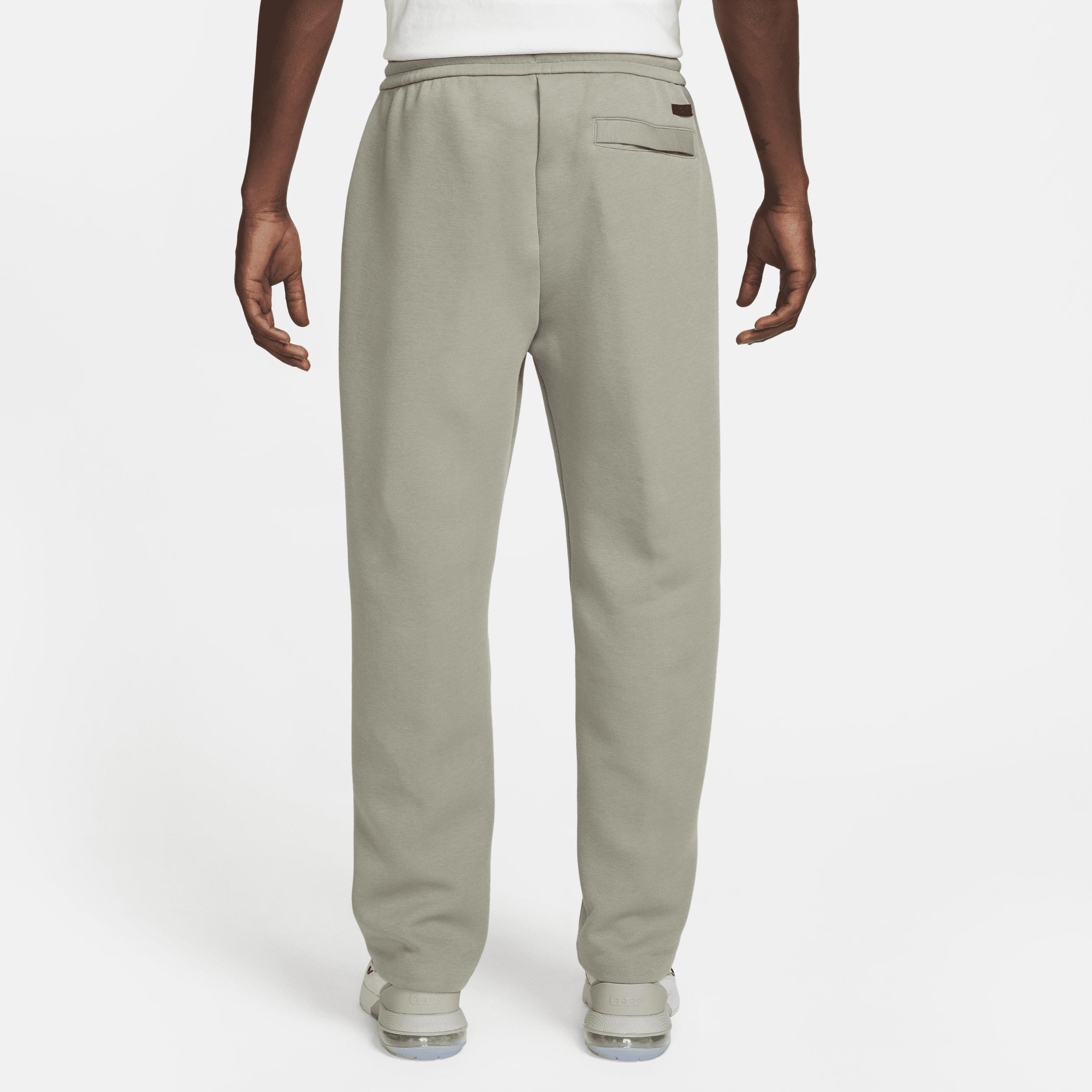 Men's Nike Sportswear Tech Fleece Reimagined Loose Fit Open Hem Sweatpants Product Image