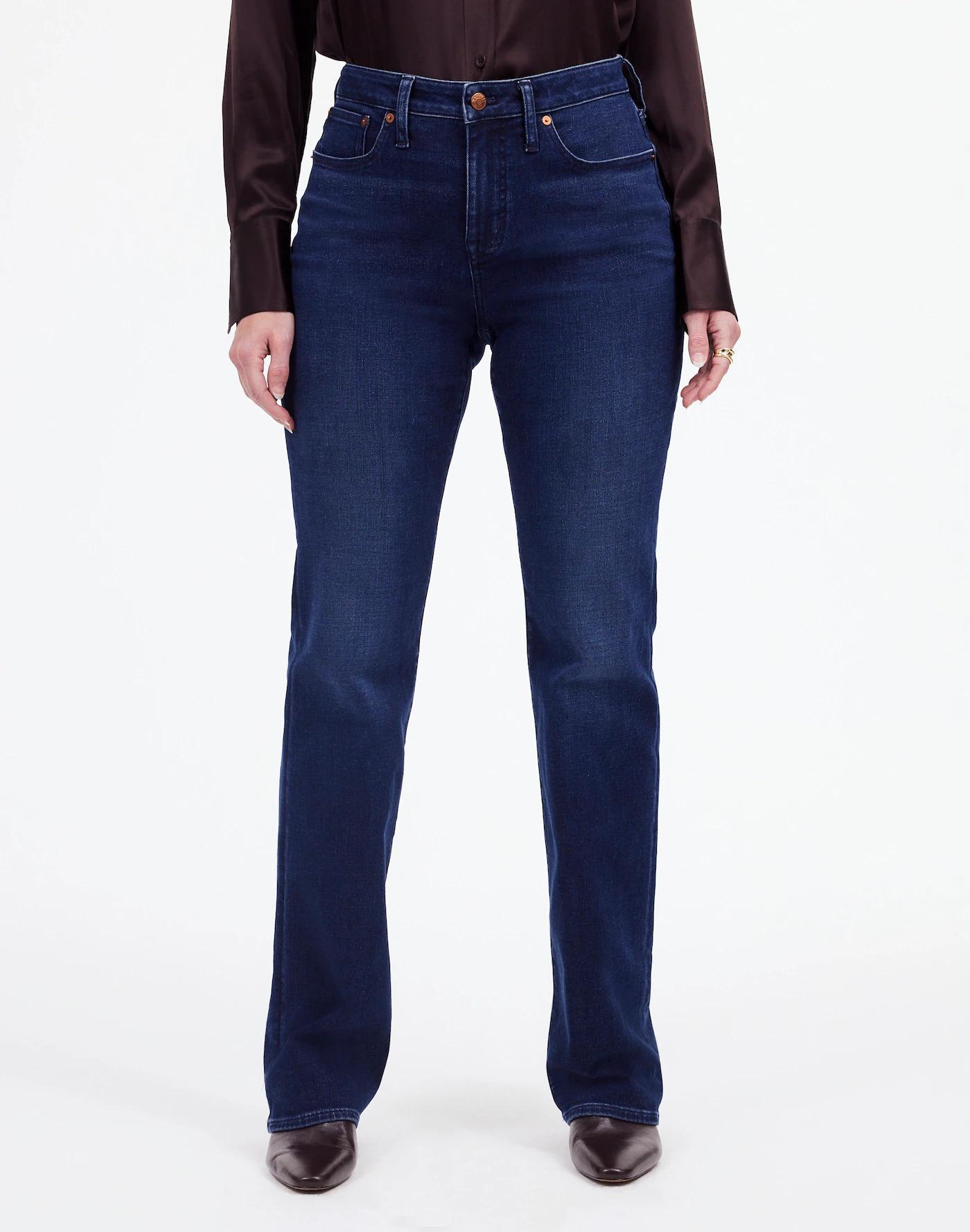 Curvy Kick Out Full-Length Jeans in Kingston Wash Product Image