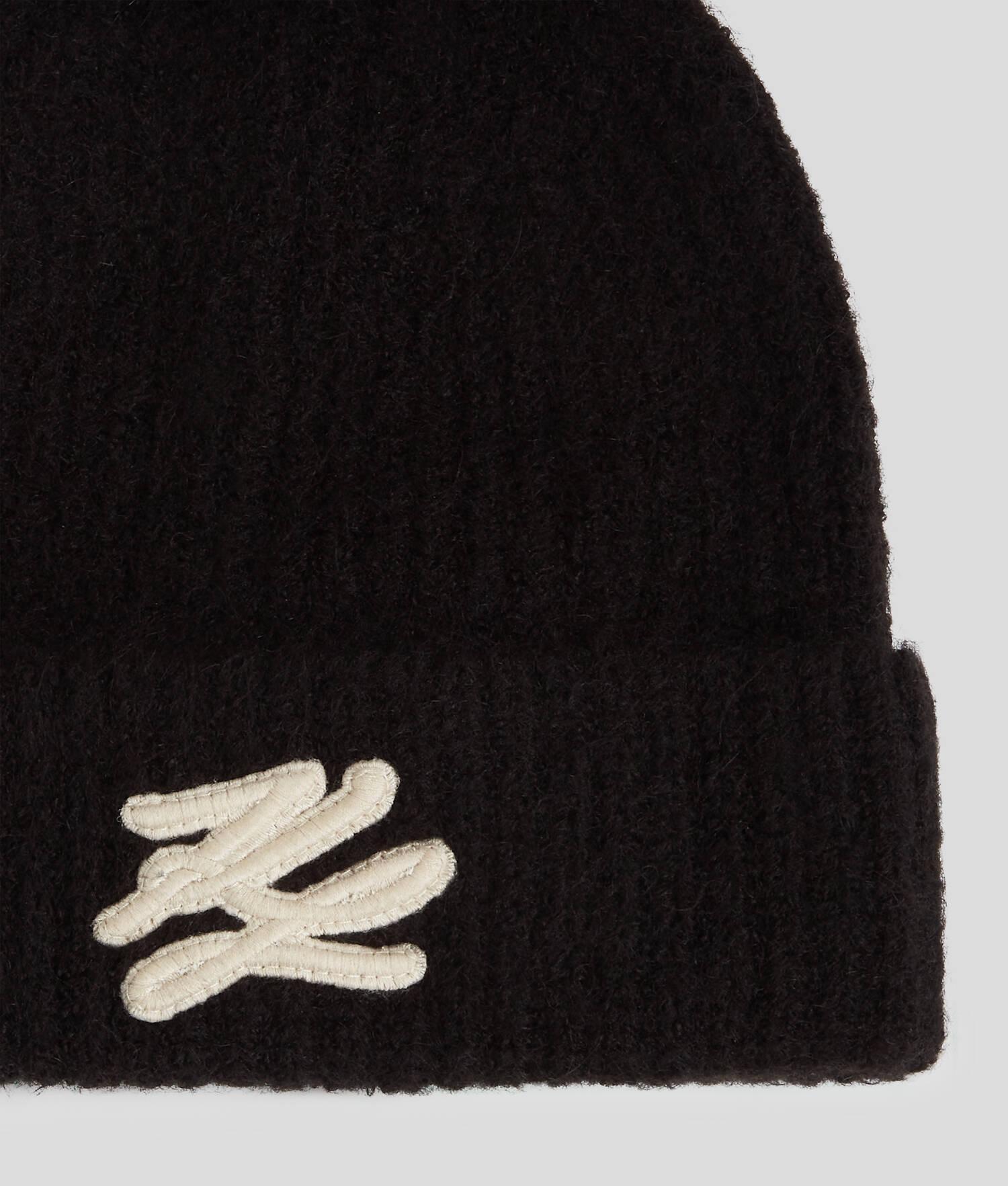 K/AUTOGRAPH BEANIE Product Image