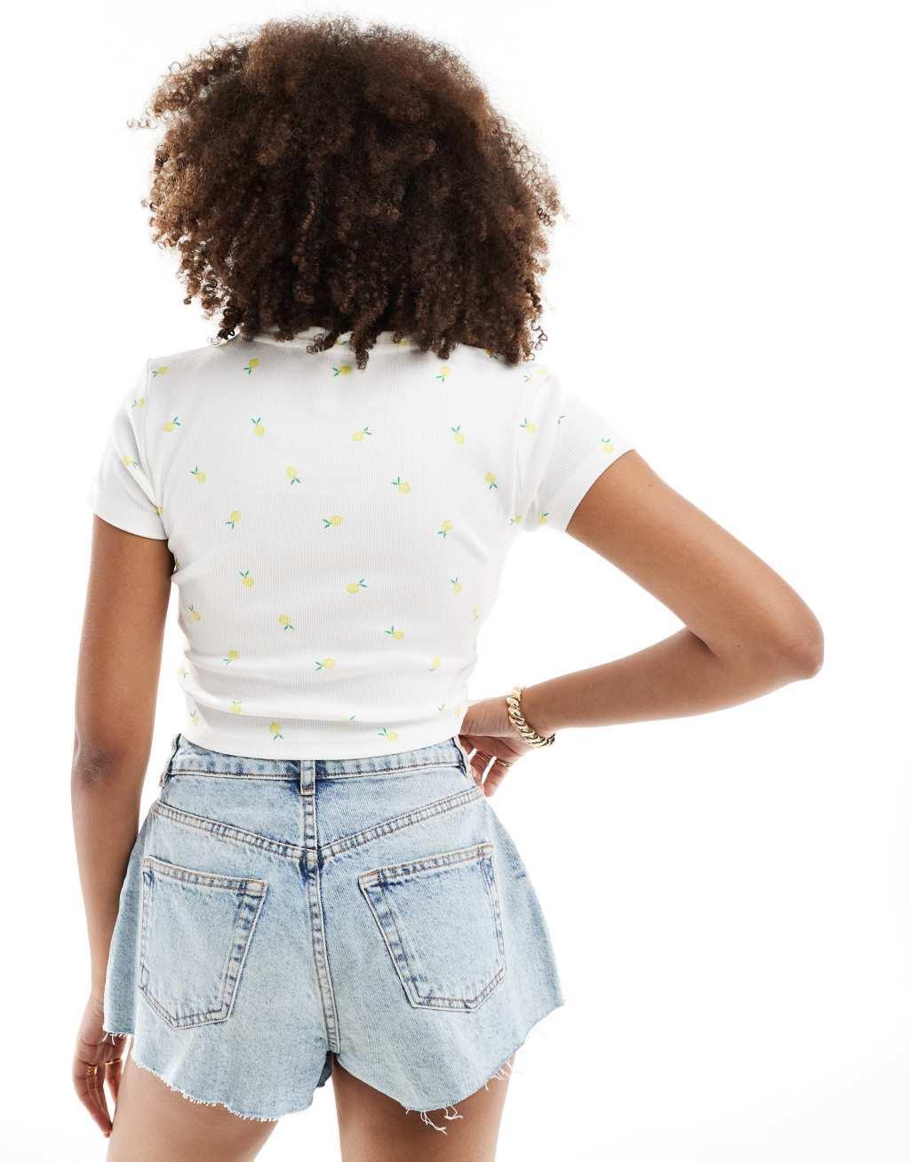 ONLY ribbed top with lemon print in white  Product Image