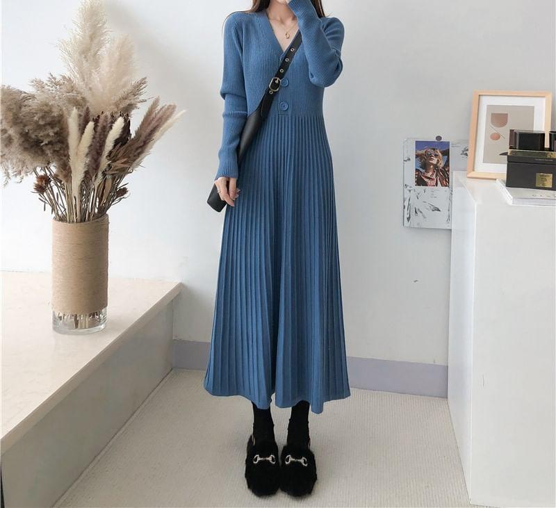 Long-Sleeve V-Neck Plain Ribbed Midi Knit Dress Product Image