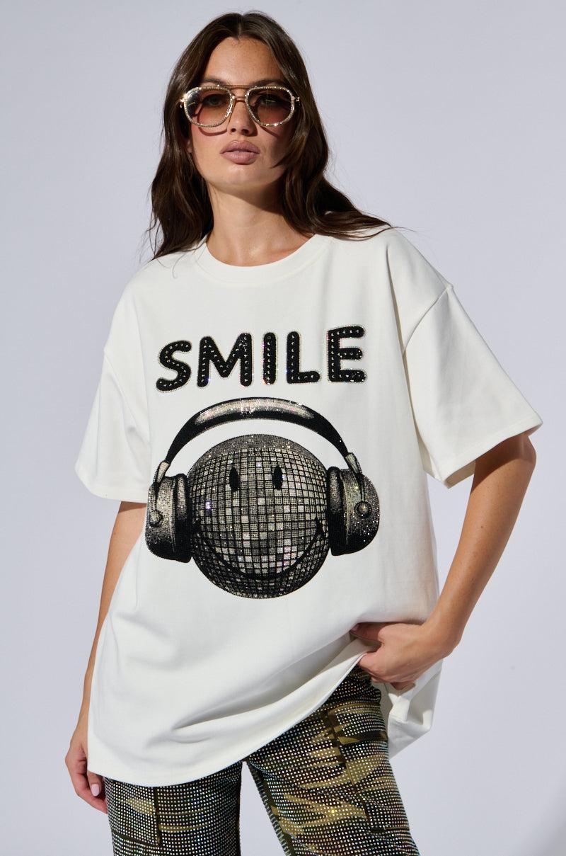 SMILE RHINESTONE DETAIL OVERSIZED TSHIRT IN WHITE Product Image