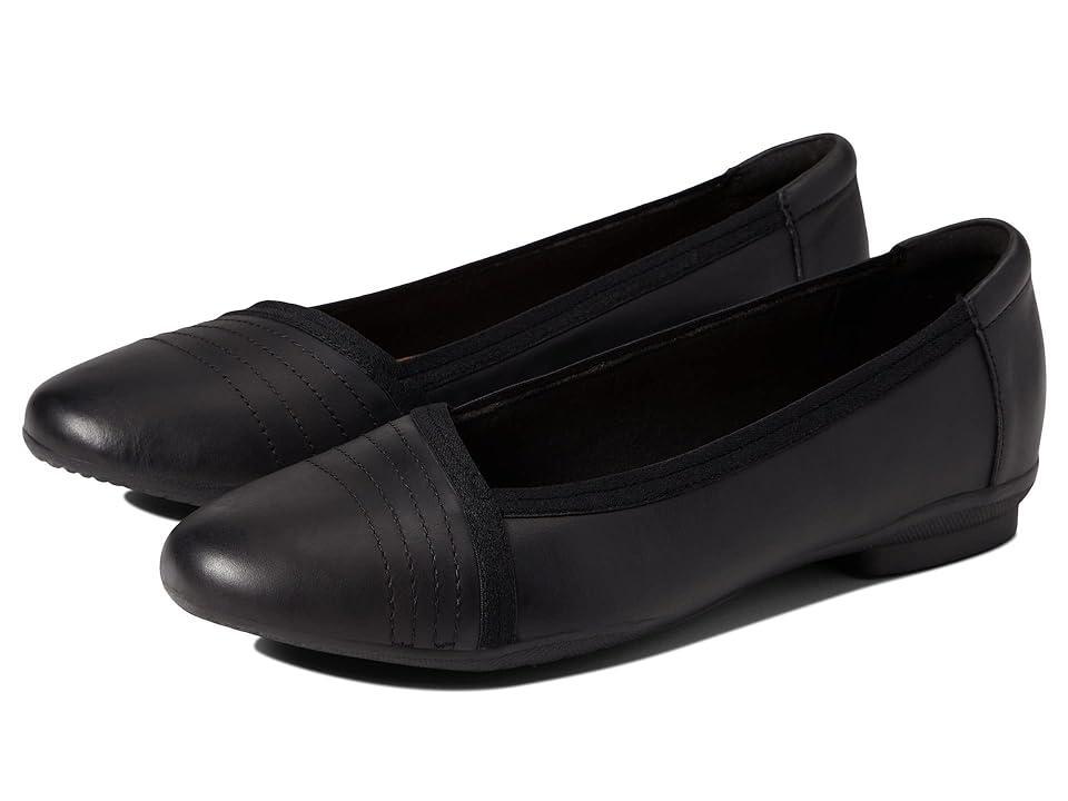 Clarks Sara Erin Leather) Women's Shoes Product Image