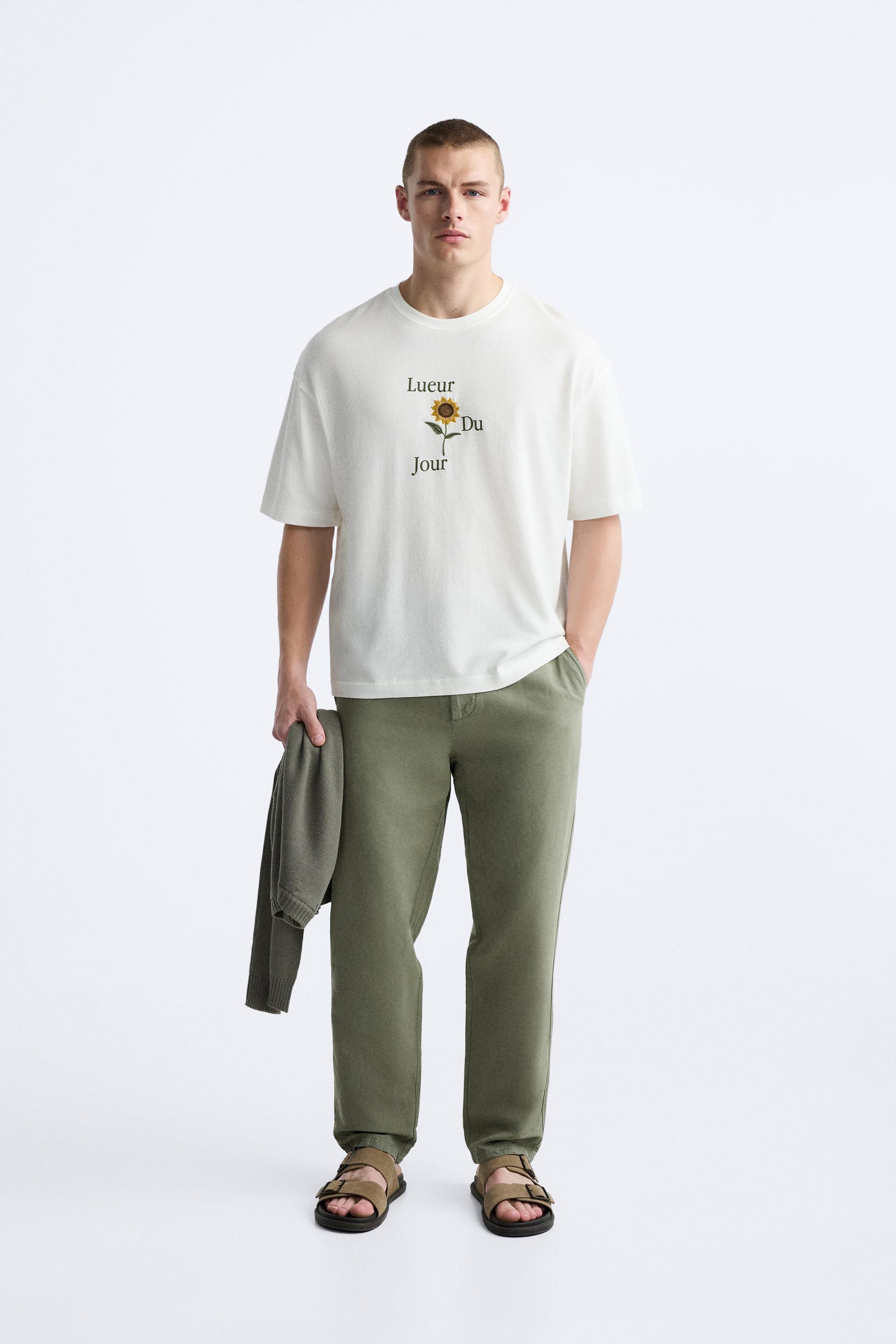 CONTRAST EMBROIDERED T-SHIRT Product Image