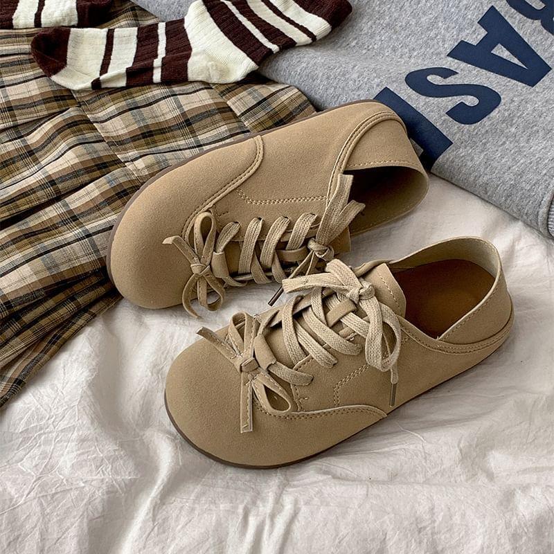 Bow Fleece-Lined Lace-Up Shoes Product Image