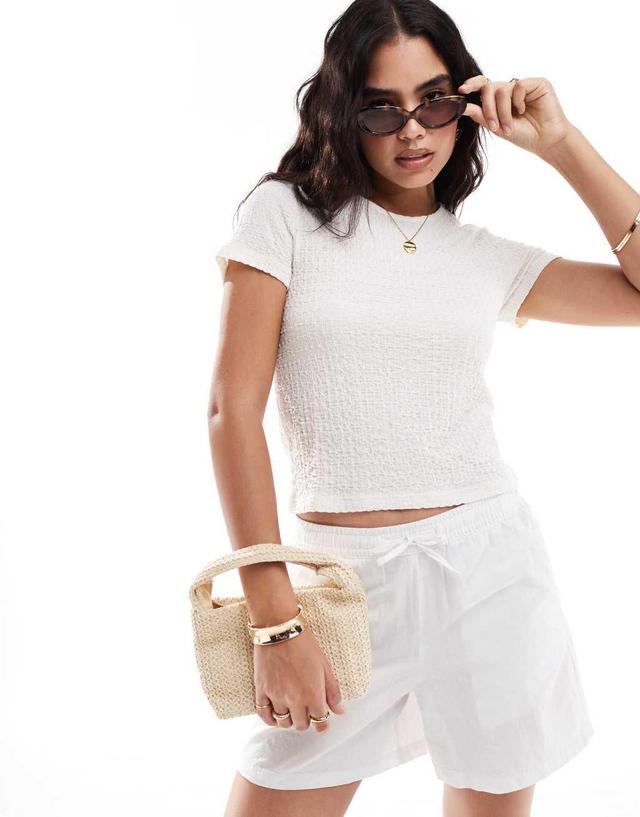 Vero Moda textured t-shirt in white  Product Image