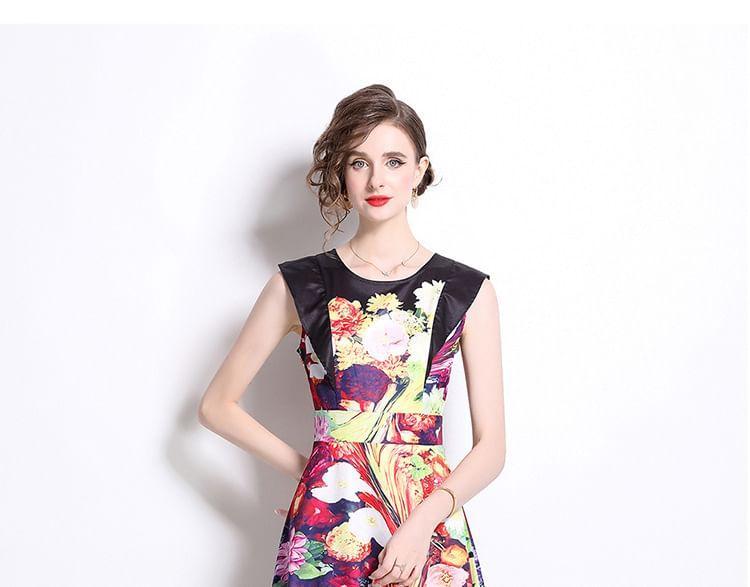 Sleeveless Round Neck Floral Print Midi A-Line Dress Product Image