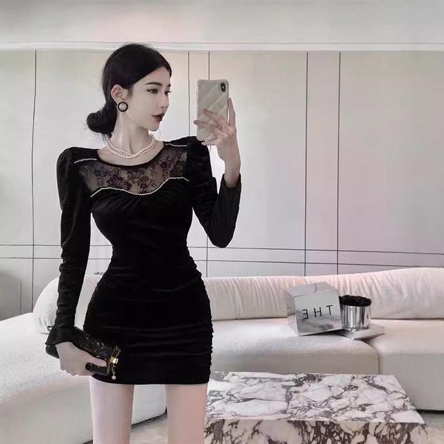 Long-Sleeve Round Neck Rhinestone Lace Panel Velvet Mini Sheath Dress Product Image