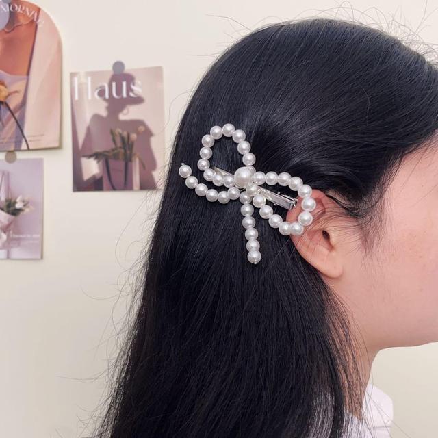 Bow Faux Pearl Alloy Hair Clip Product Image