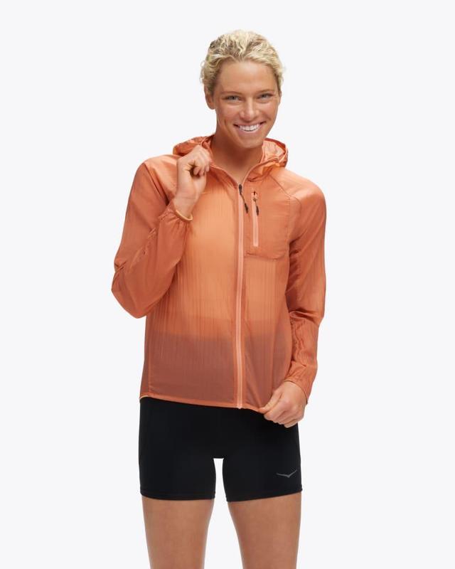 Hoka One HOKA Women's Skyflow Jacket in Earthenware, Size Medium Product Image