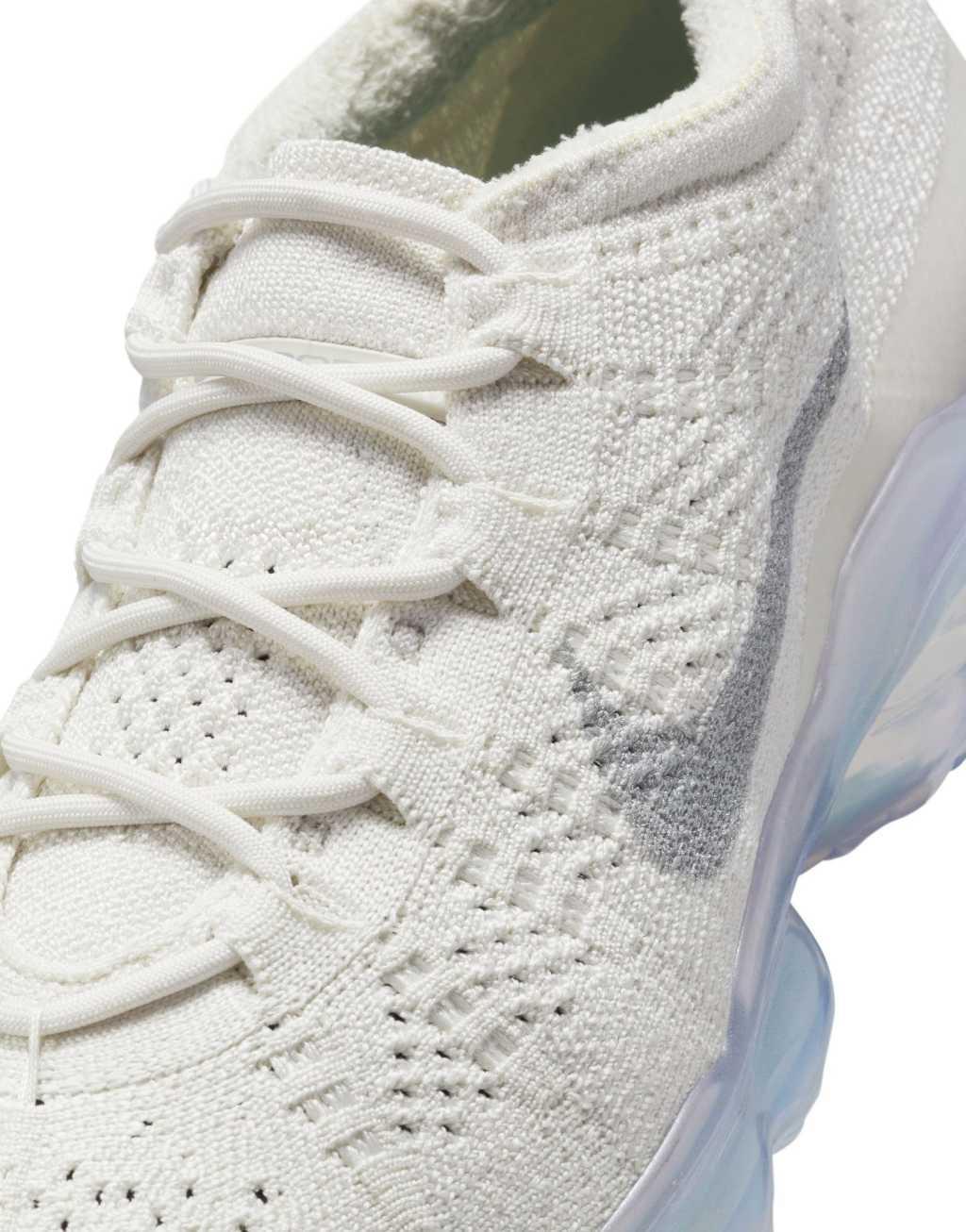 Nike Women's Air VaporMax 2023 Flyknit Shoes Product Image