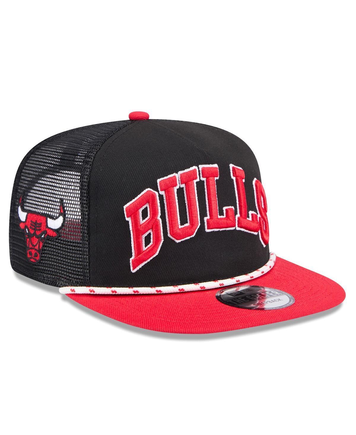 New Era Mens Black/Red Chicago Bulls Throwback Team Arch Golfer Snapback Hat Product Image