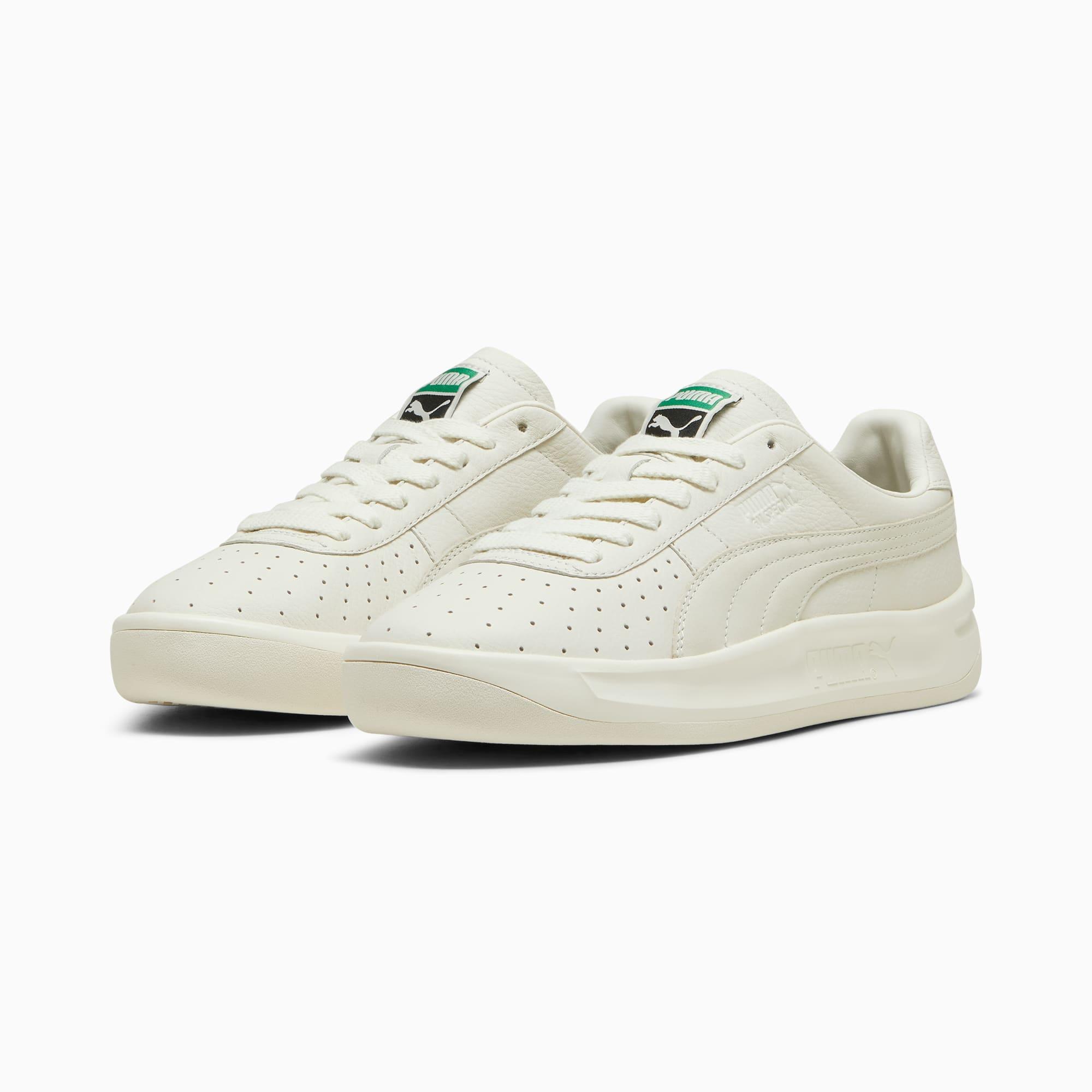 GV Special Base Sneakers Product Image