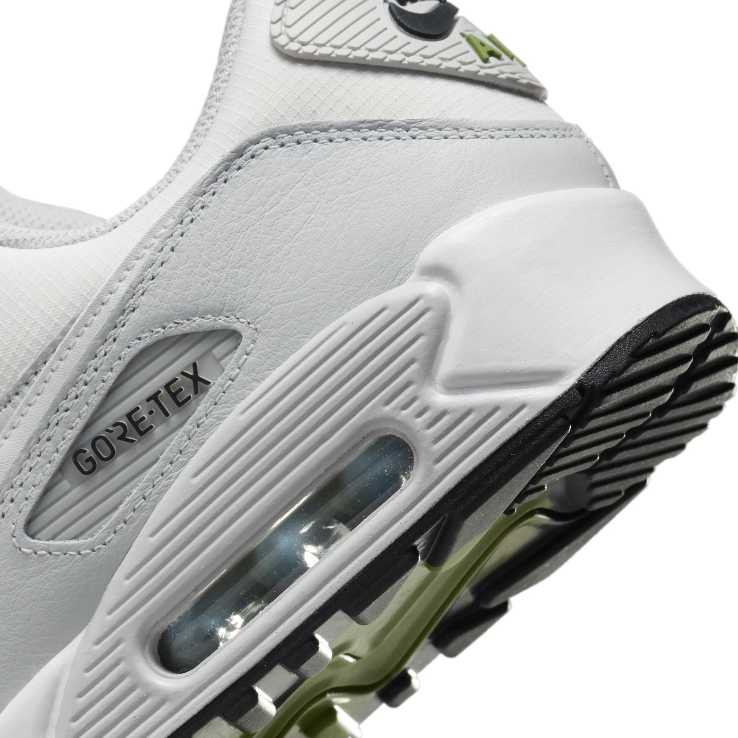 Nike Mens Air Max 90 GORE-TEX Shoes Product Image