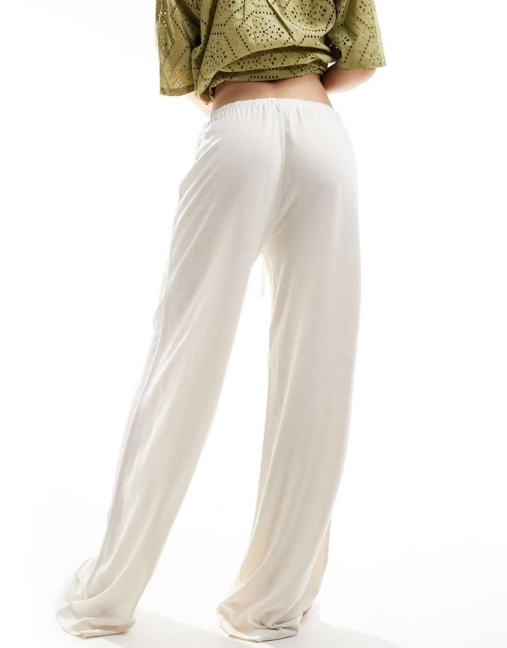 ASOS DESIGN low rise linen look pants in cream Product Image