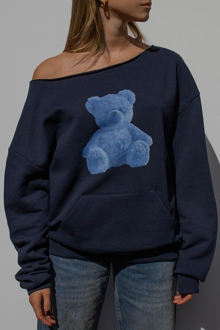 Bear sweatshirt Product Image