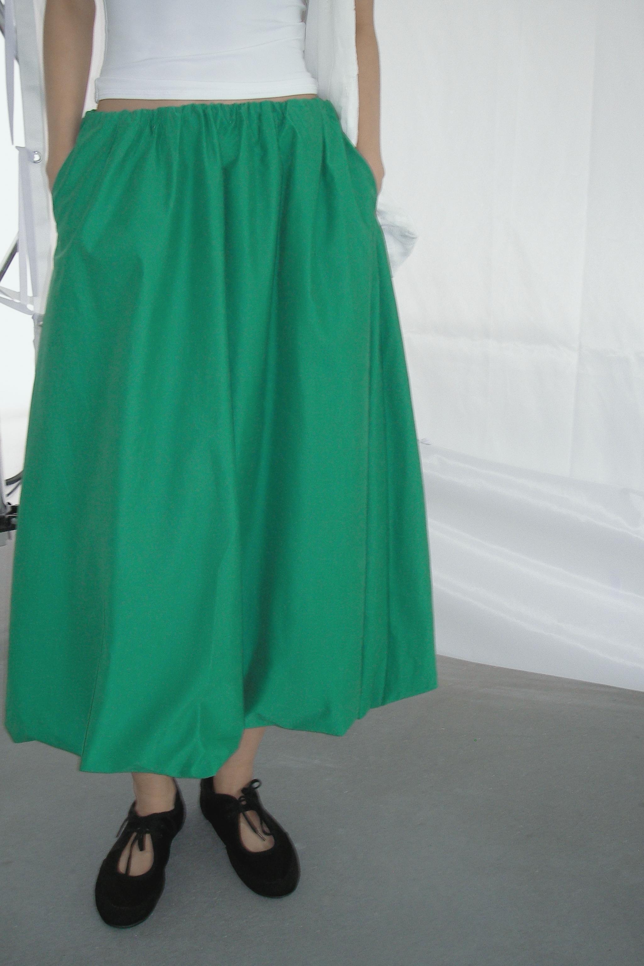 BALLOON MIDI SKIRT Product Image