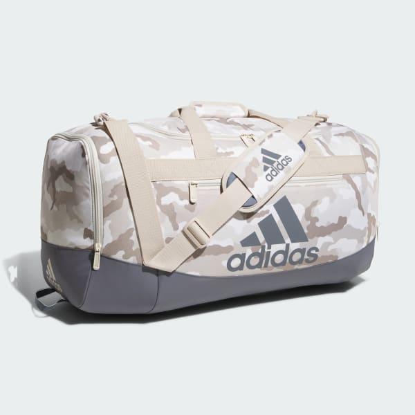 Defender IV Medium Duffel Product Image