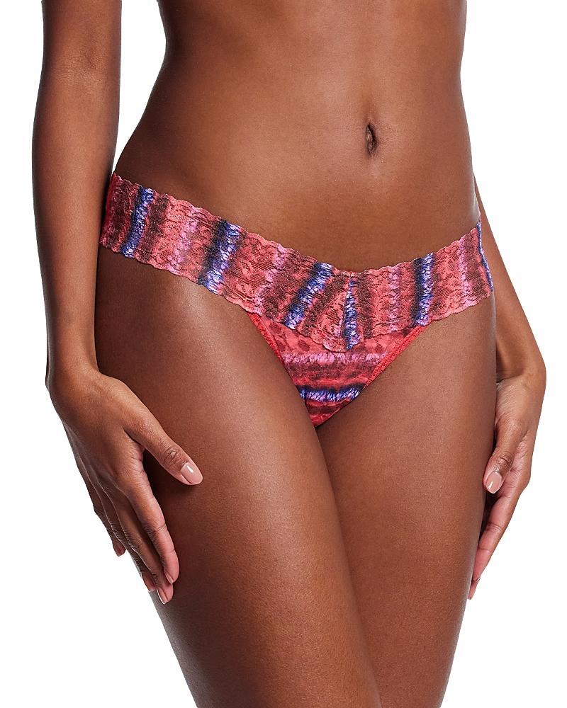 Printed Low-Rise Signature Lace Thong Product Image