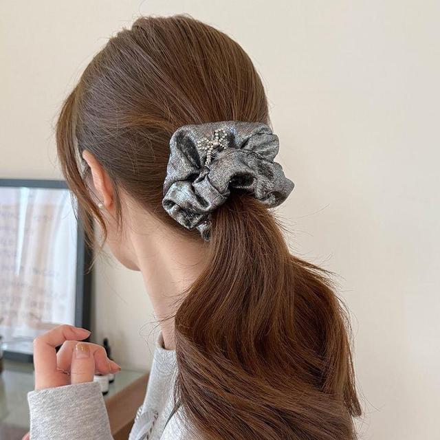 Ribbon Scrunchie Product Image