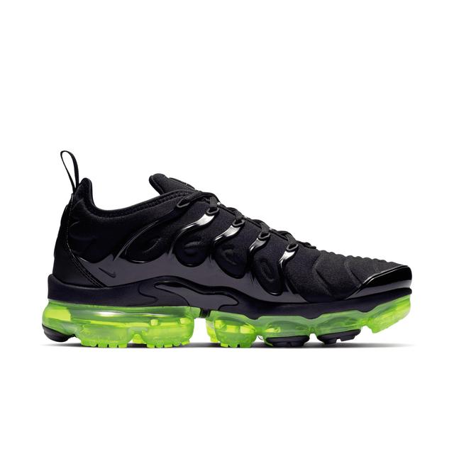 Nike Men's Air VaporMax Plus Shoes Product Image