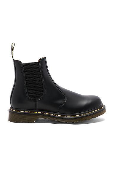 Dr. Martens 2976 Yellow Stitch Smooth Leather Chelsea Boots Smooth) Shoes Product Image