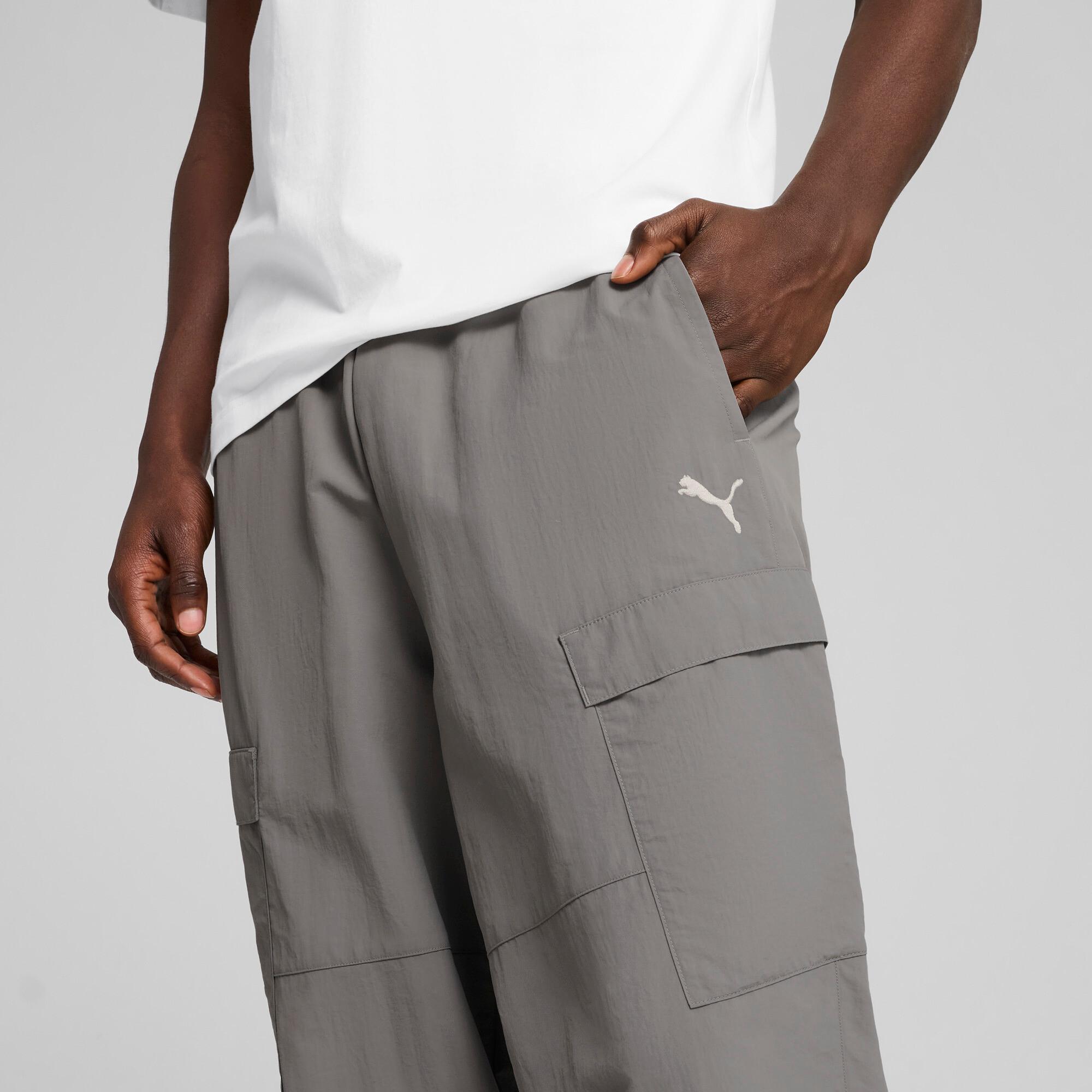 PUMA WARDROBE ESSENTIALS Men's Relaxed Cargo Pants in Grey Product Image