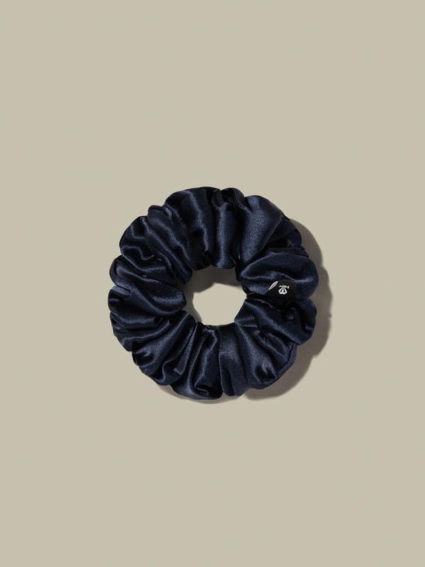 Soft Silk Medium Scrunchie Product Image