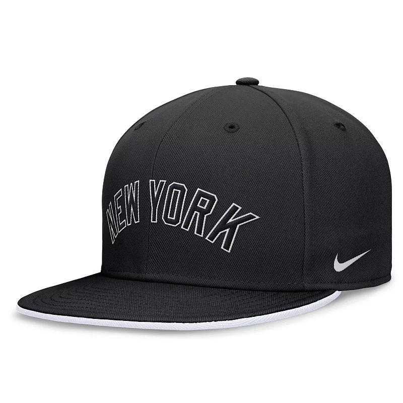 New York Yankees Primetime True Nike Men's Dri-FIT MLB Fitted Hat Product Image