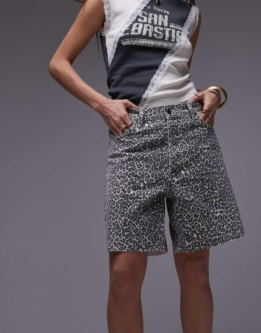 Topshop denim loose fit jort in leopard print Product Image