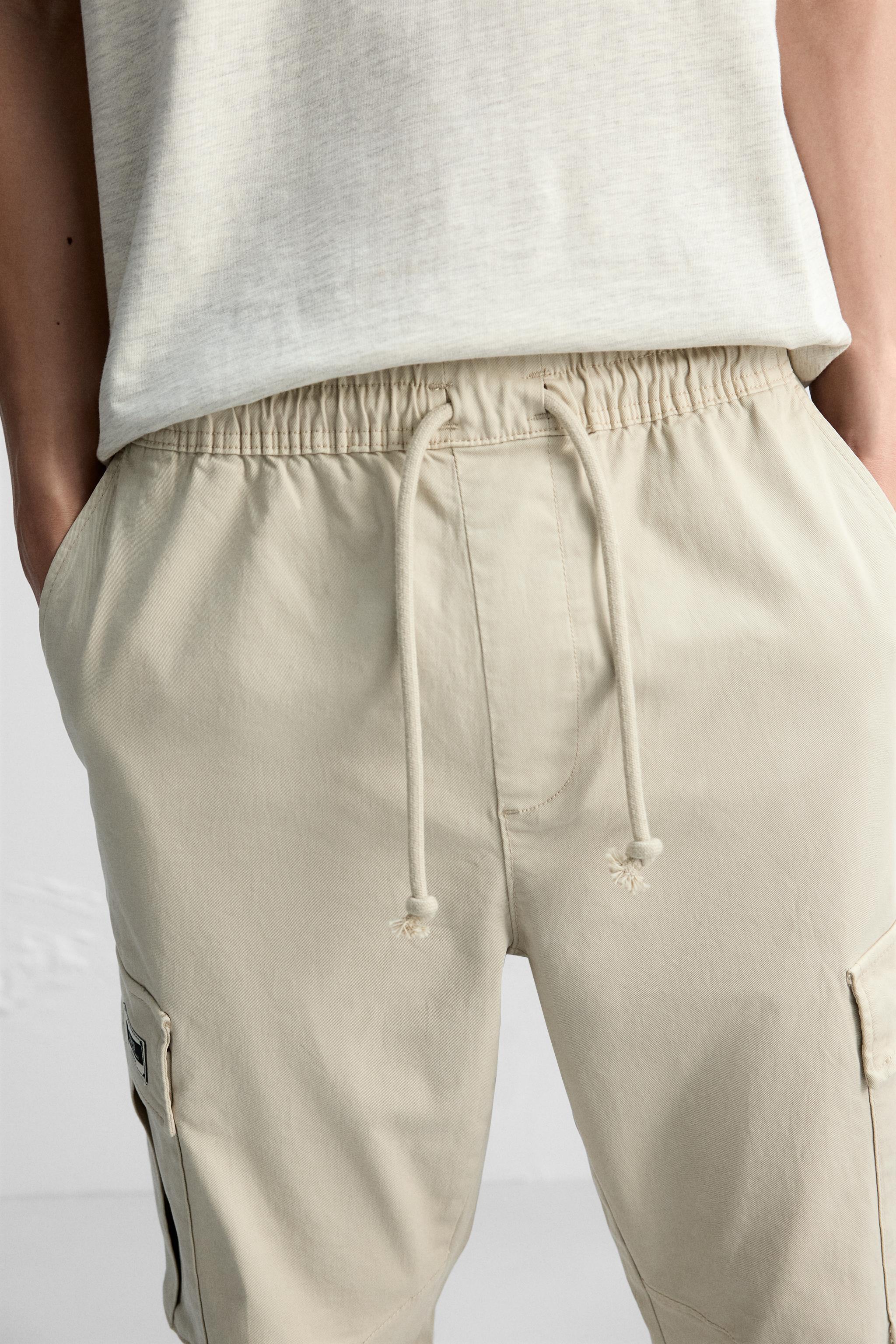 CARGO PANTS Product Image