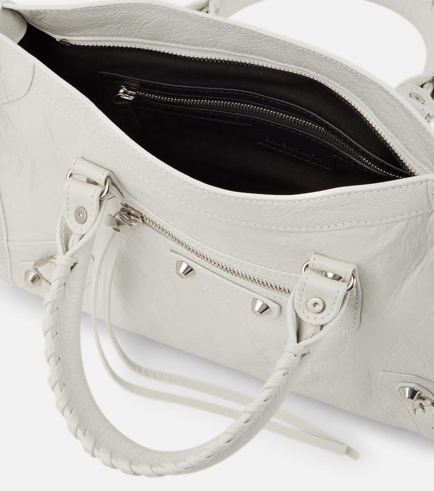 Le City Small Leather Shoulder Bag In Optic White Product Image