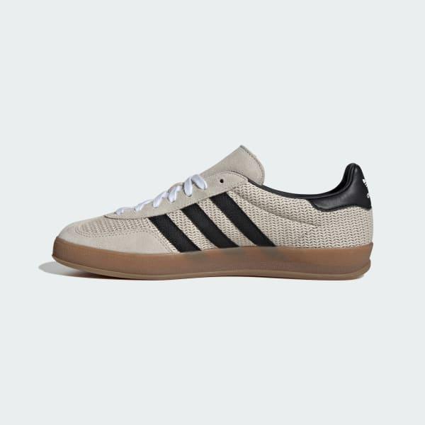 Gazelle Indoor Shoes Product Image