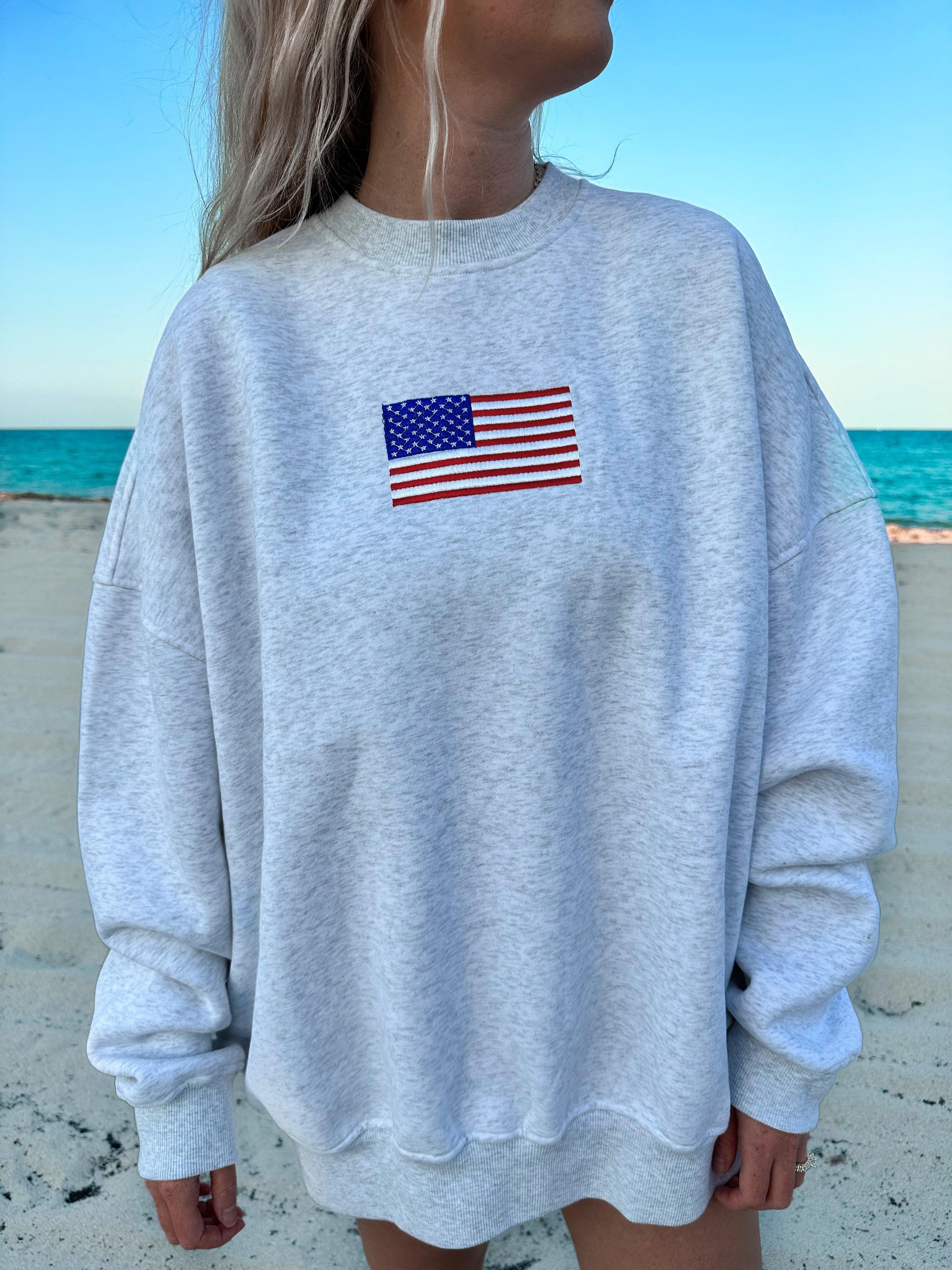 Vintage American Flag Sweatshirt Product Image