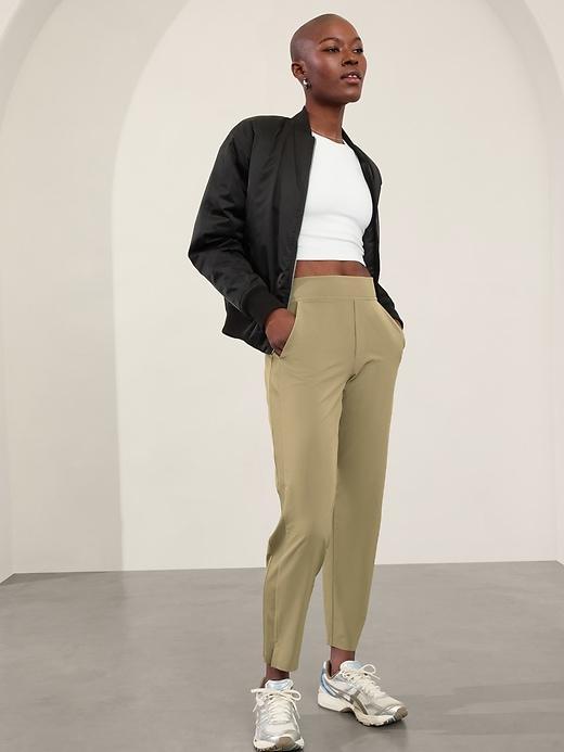 Brooklyn Mid Rise Ankle Pant Product Image